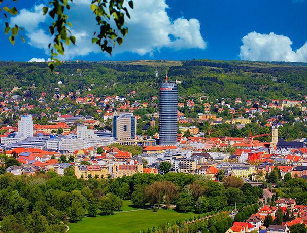 Blick auf die Stadt Jena, Foto von Dr. Horst-Dieter Donat auf Pixabay