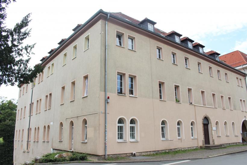 Wohnheim August-Bebel-Straße 27