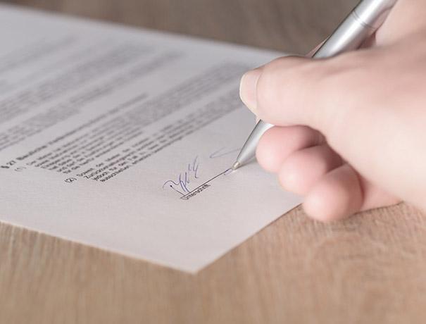 Unterzeichnung Mietvertrag