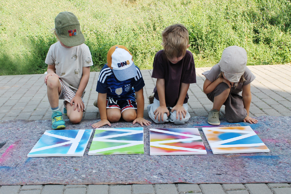 Sie staunten über ihre eigenen Graffiti-Kunstwerke.